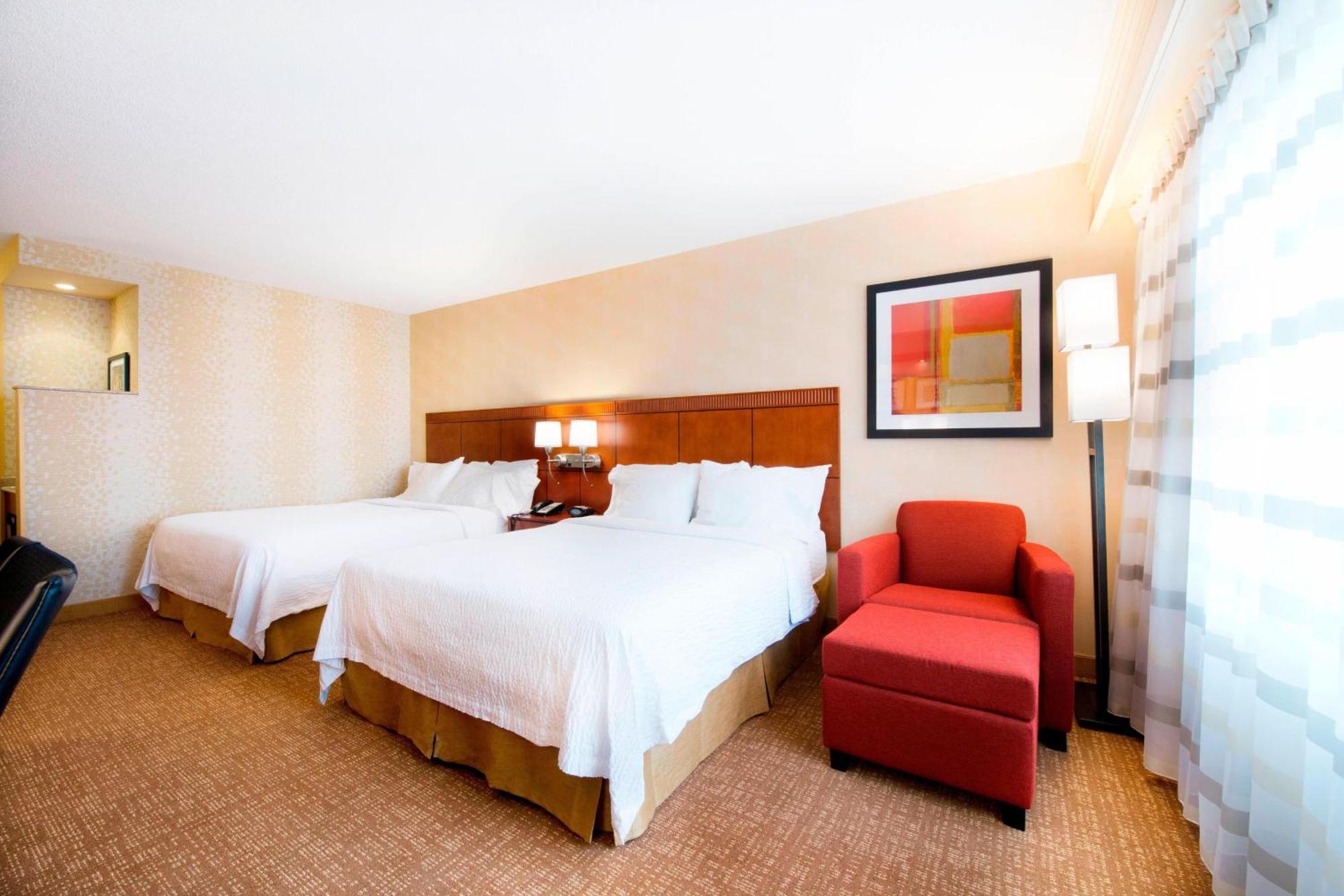 Courtyard By Marriott Mississauga-Airport Corporate Centre West Hotel Exterior foto