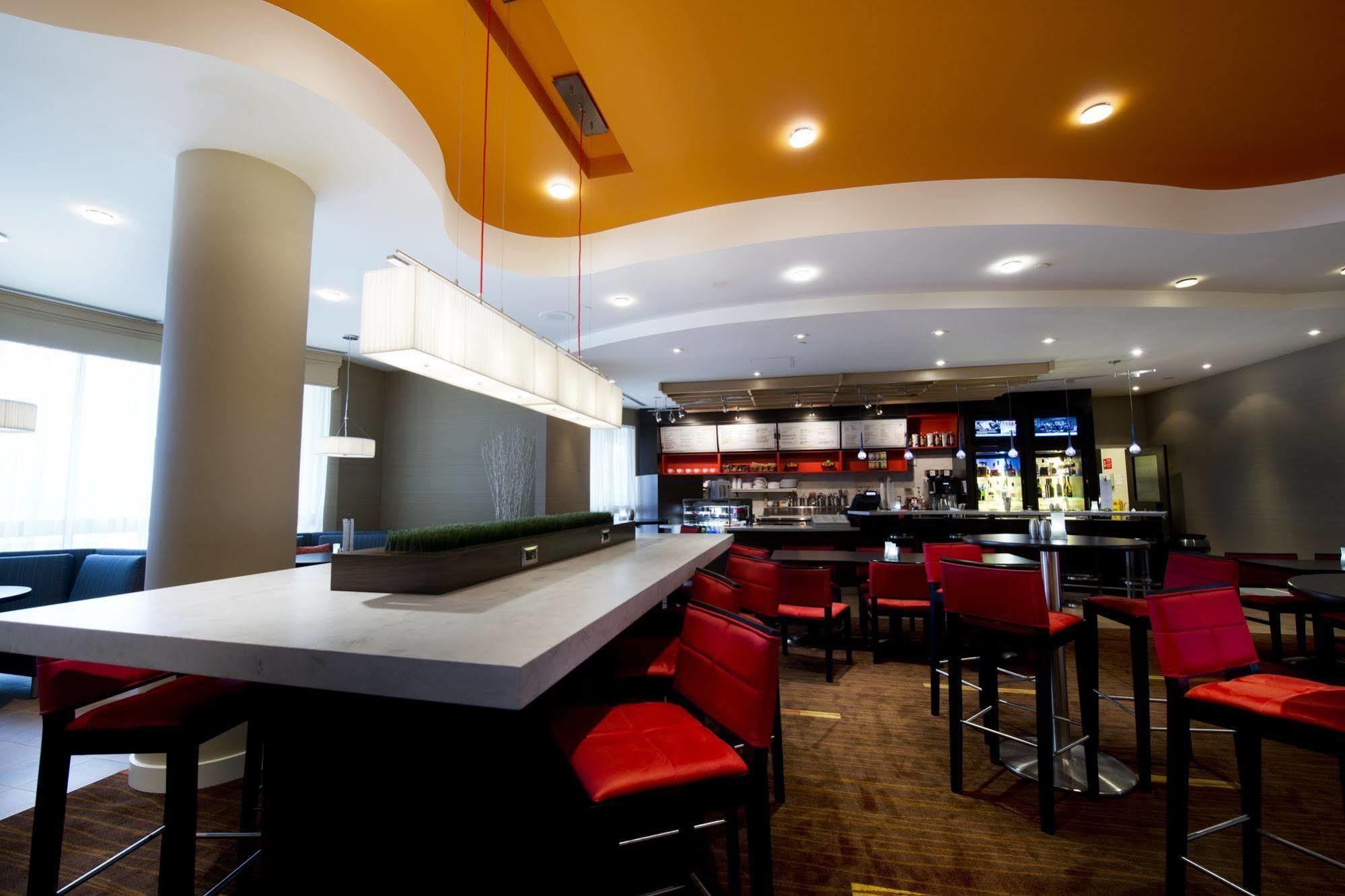 Courtyard By Marriott Mississauga-Airport Corporate Centre West Hotel Exterior foto